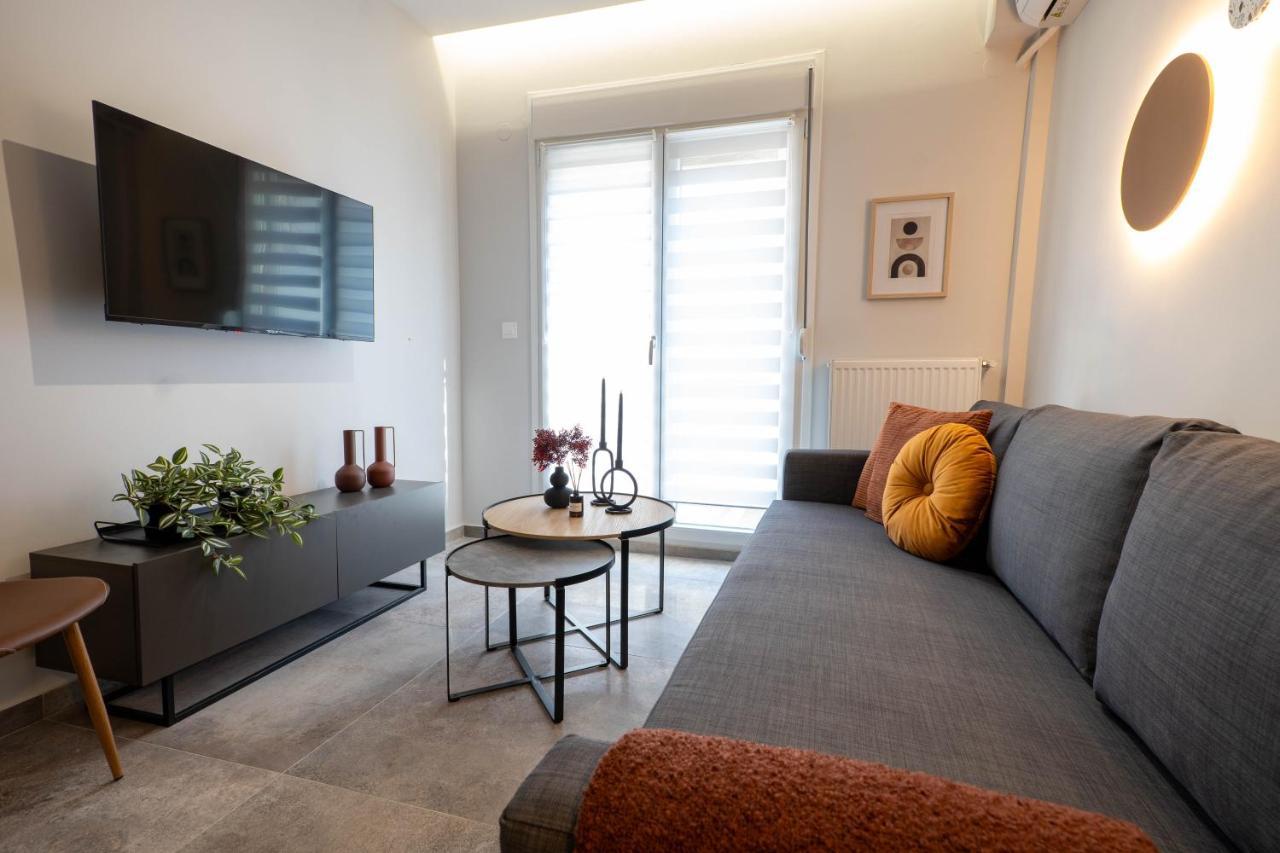 F & B Collection - Center Hidden Gem Apartment
